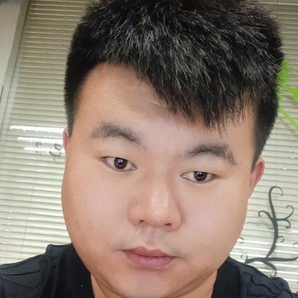 妖娆说口红的照片