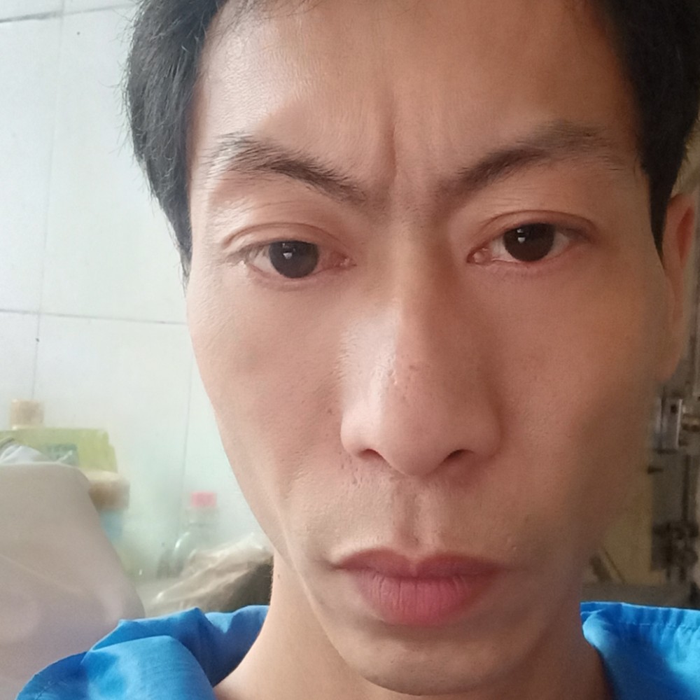 范肇基的照片
