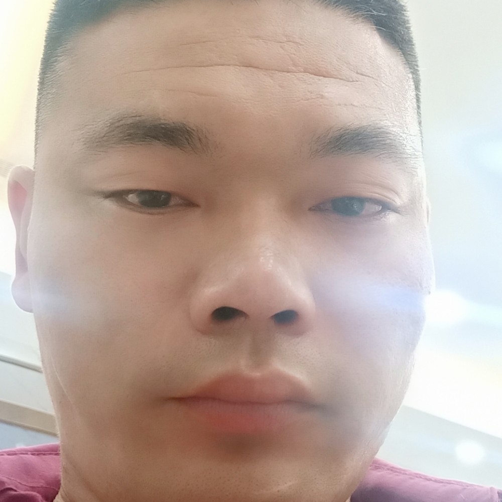 睫毛膏高兴的照片