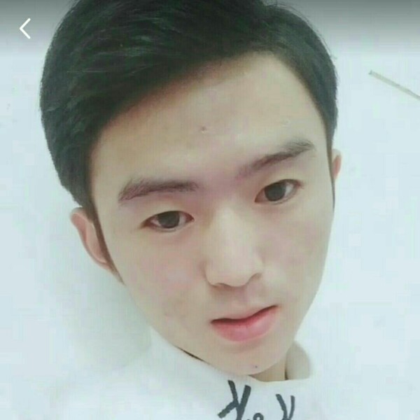 曖昧圥玍的照片
