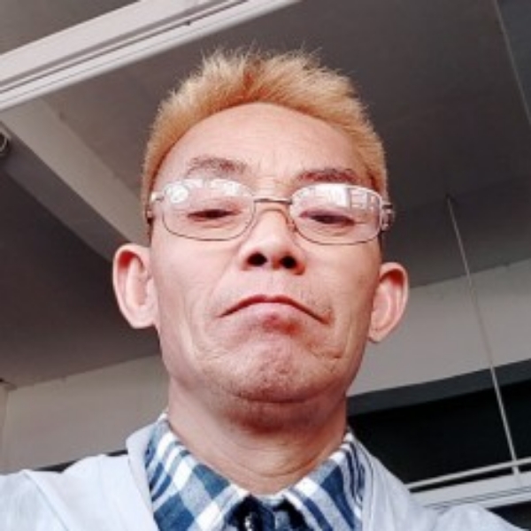 正能量单身哥的照片
