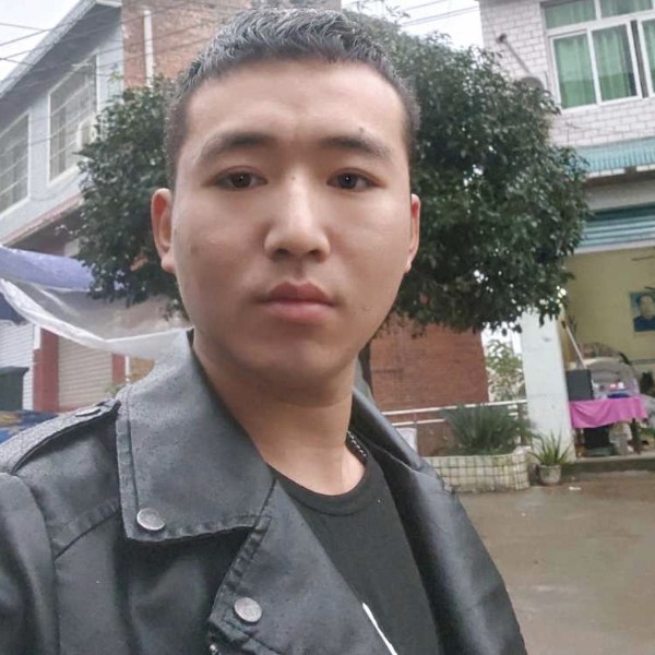 缥缈蹙眉高兴的照片