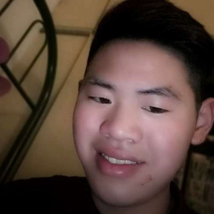 风趣向春媱的照片
