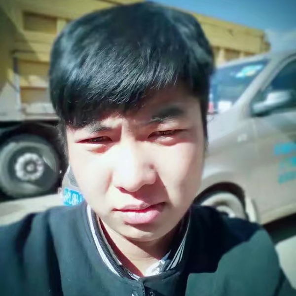 云南帅锅的照片