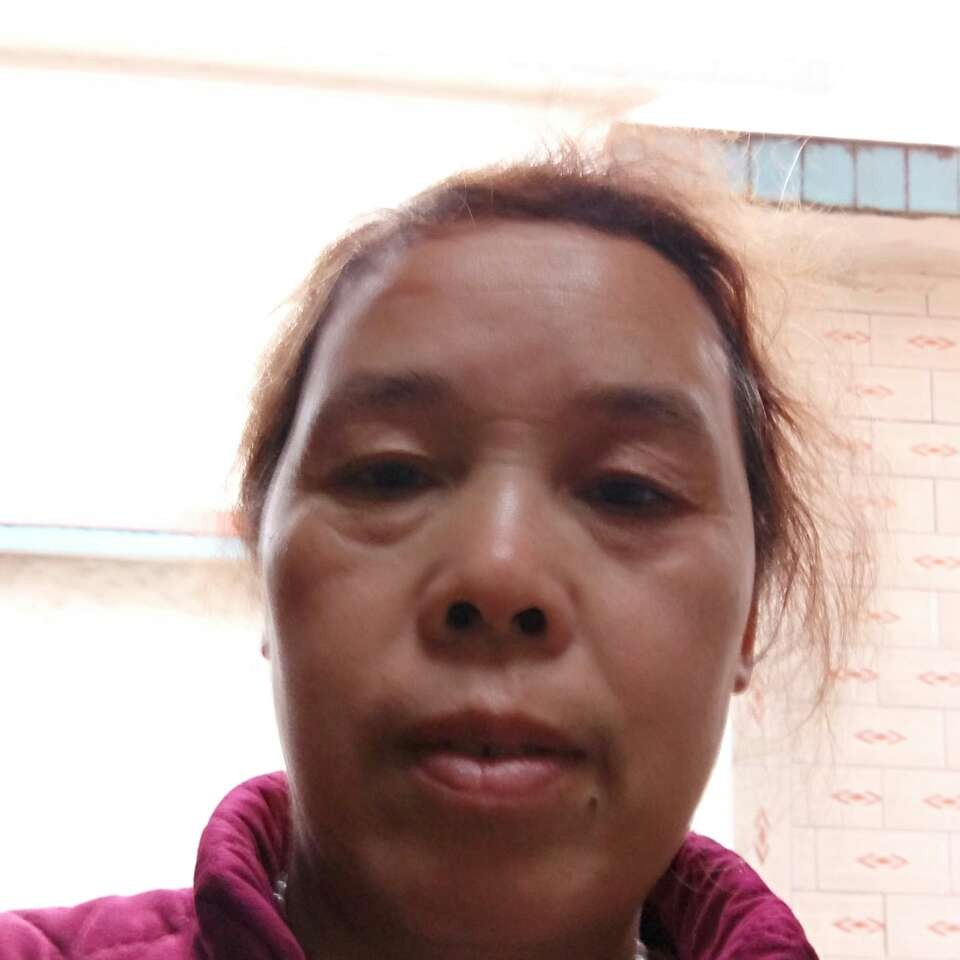 保温杯闻激情的照片