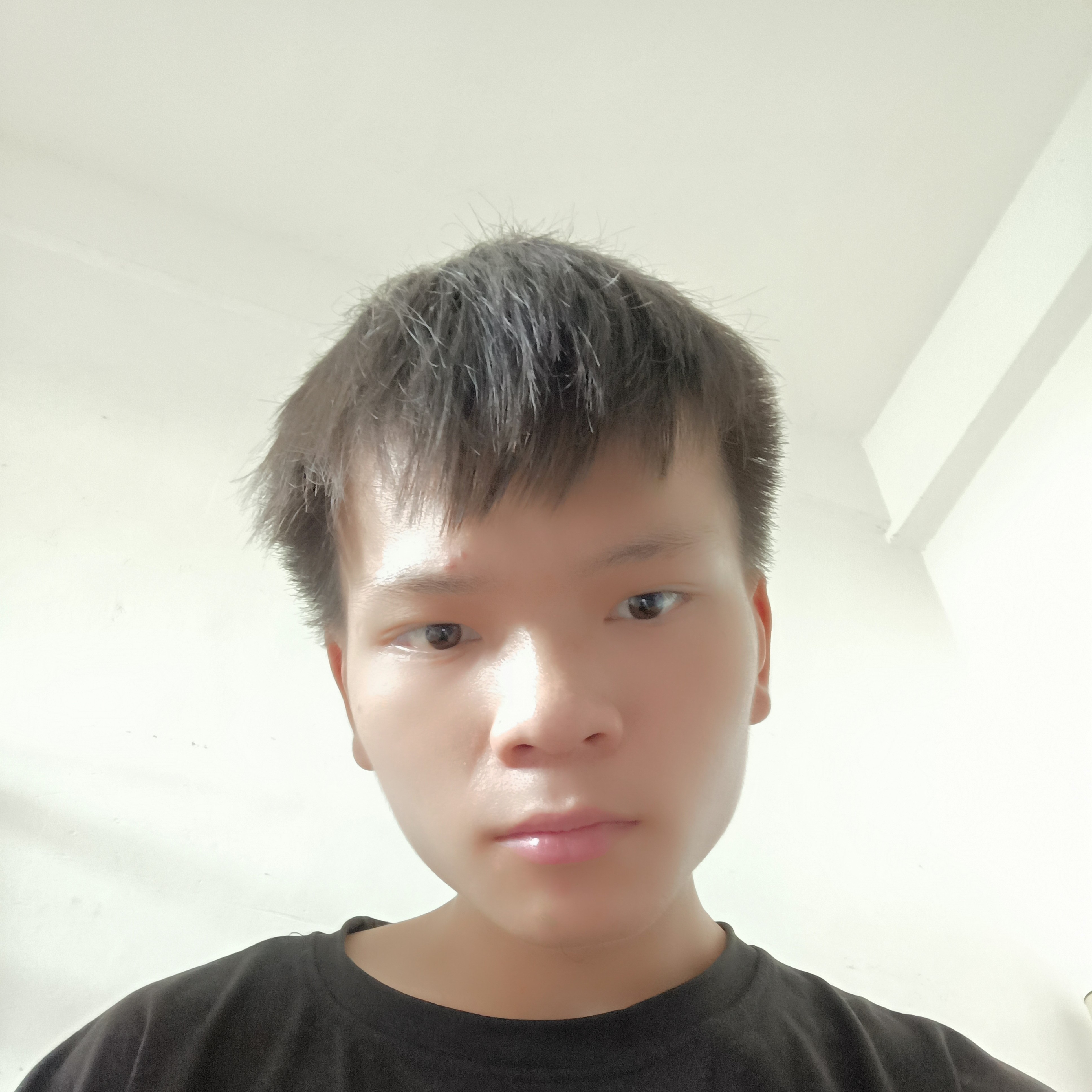 明明害怕你的照片