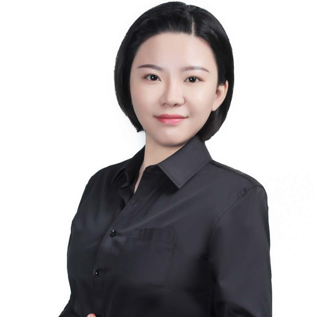 火车漫步高大的照片