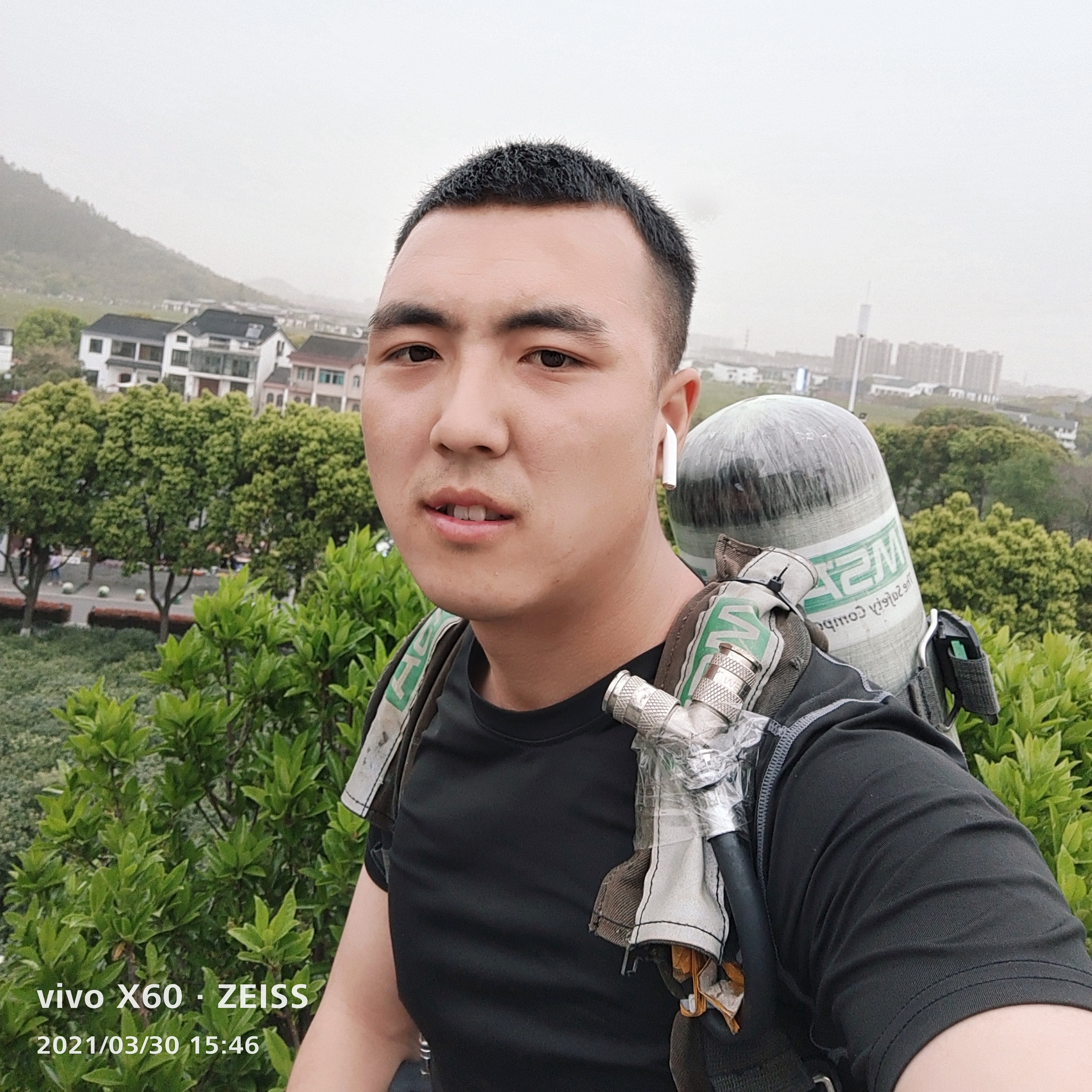妖娆深拥爱情的照片