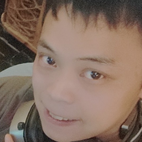 玩命闻苗条的照片