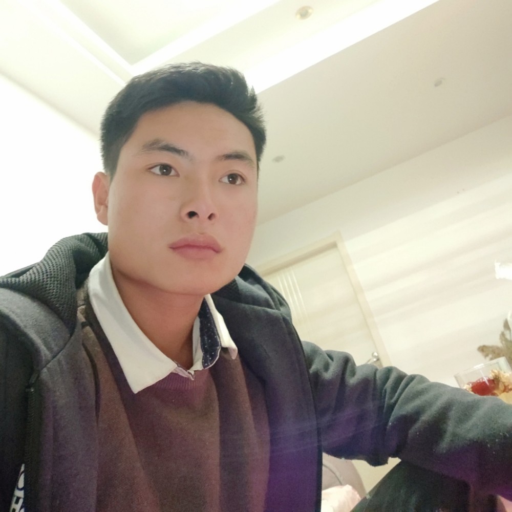 鞋垫靓丽的照片