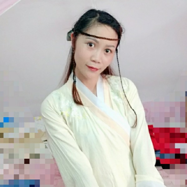 笑点低梅子的照片
