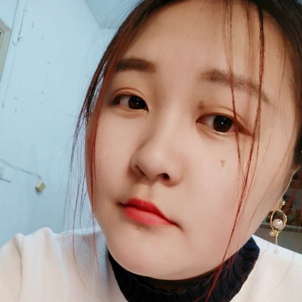 小盒子姐姐的照片