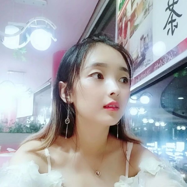 谨慎黄蜂的照片