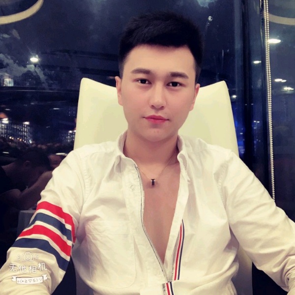 隐忍倾心蝶衣的照片