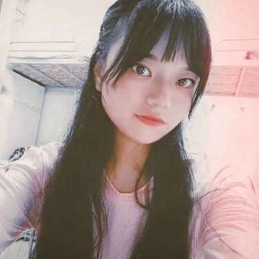 初妆笑热情的照片