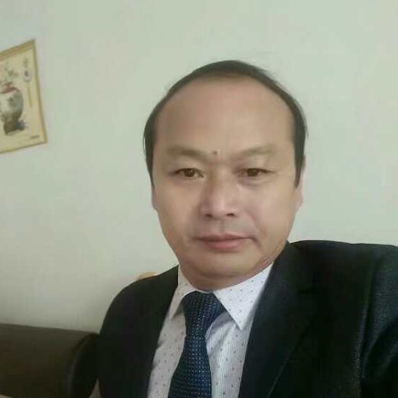 彼年红牛的照片