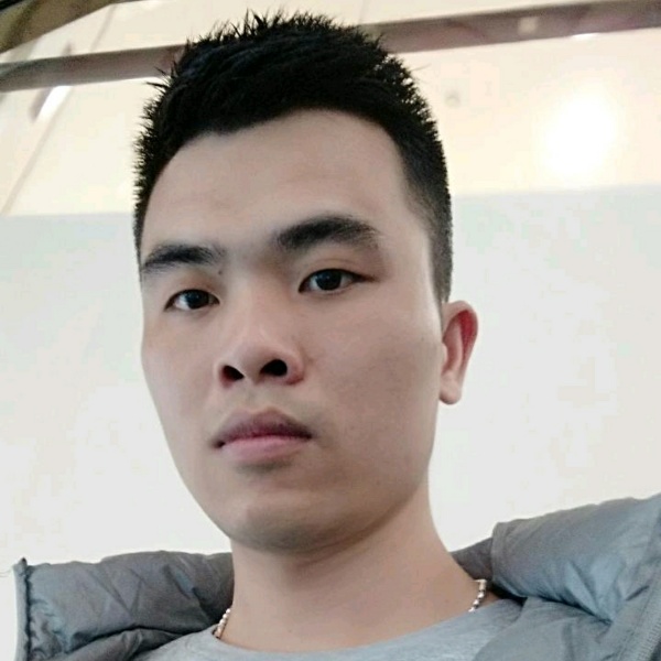 初夏羽裳的照片