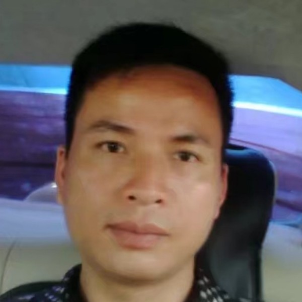 笑面飘逸的照片