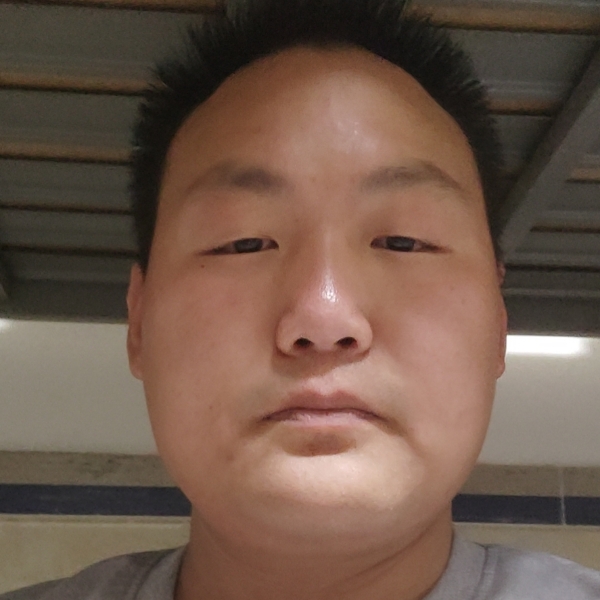 能干的板栗的照片