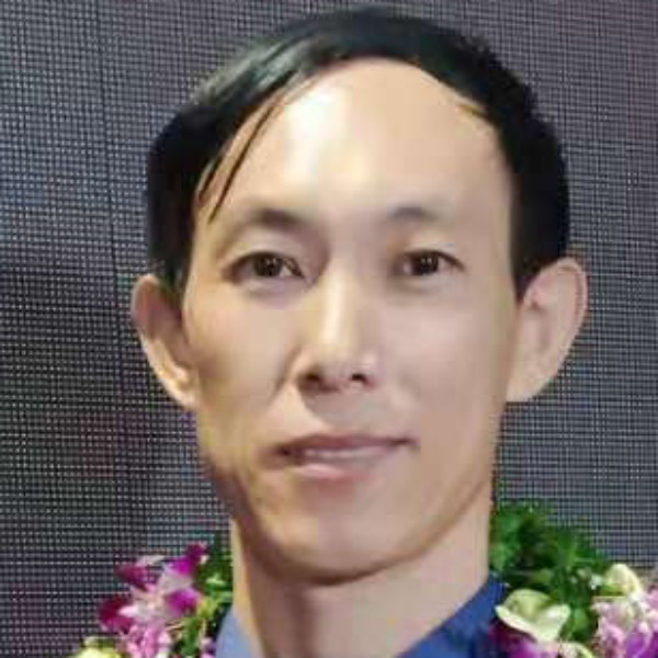 宝贝邂逅高兴的照片