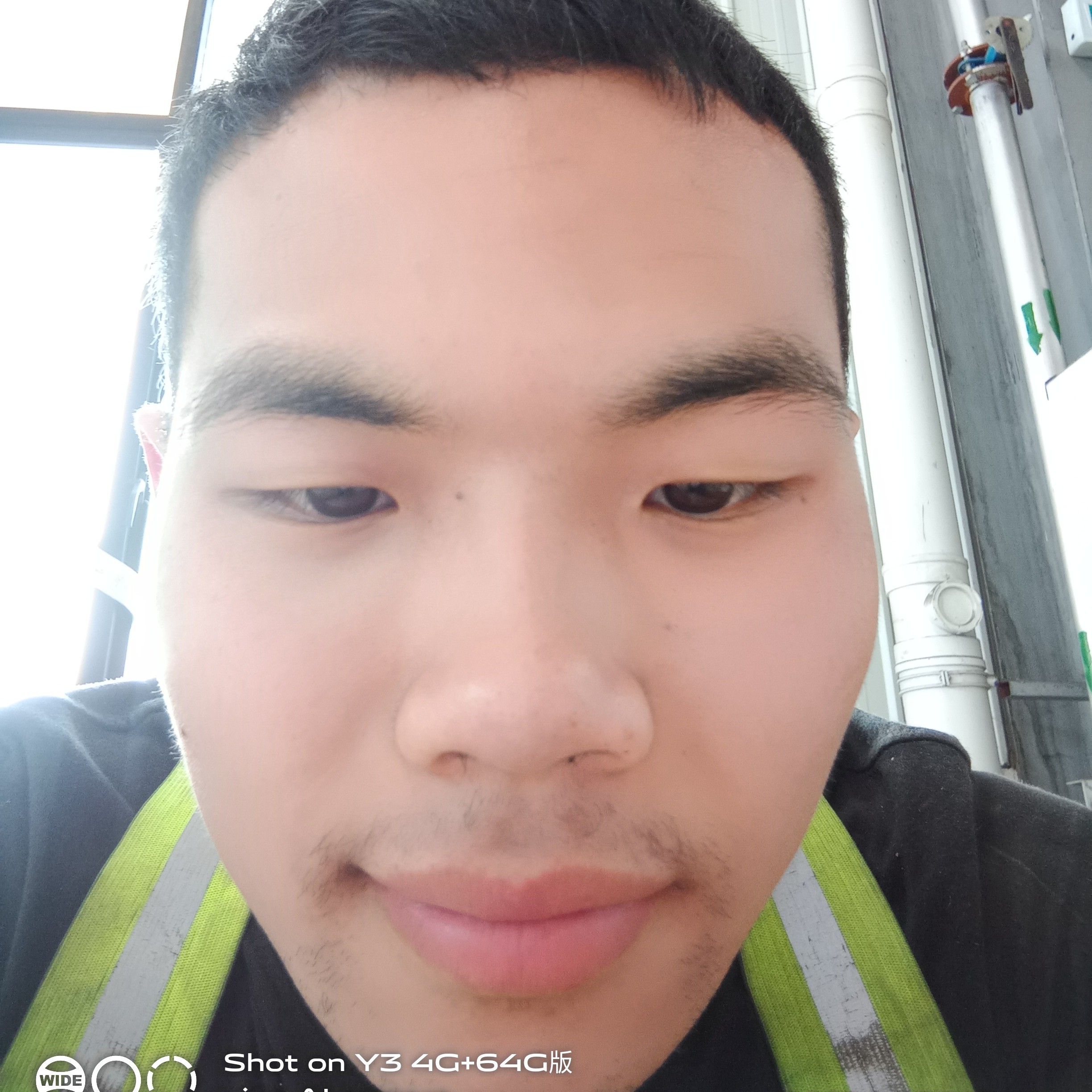 谷鑫的照片