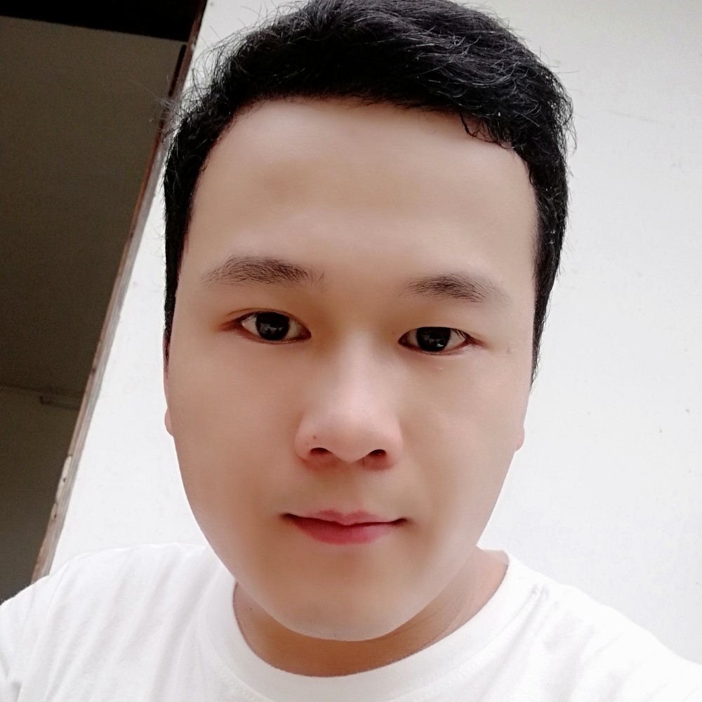 淡然那冷眸的照片