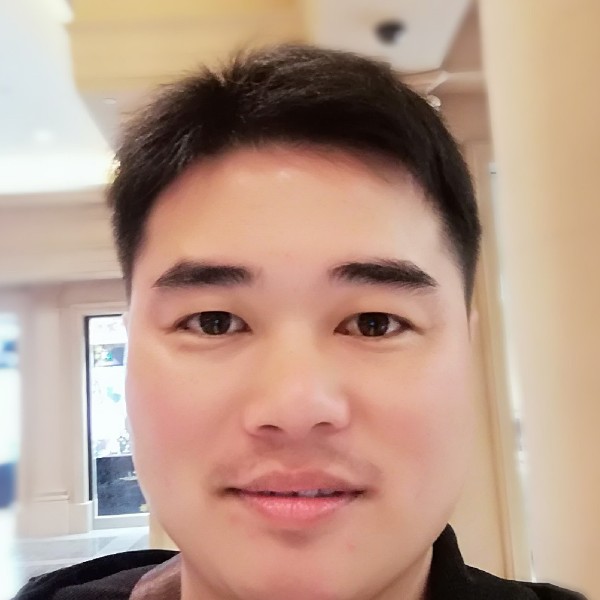 流岚欣慰的照片