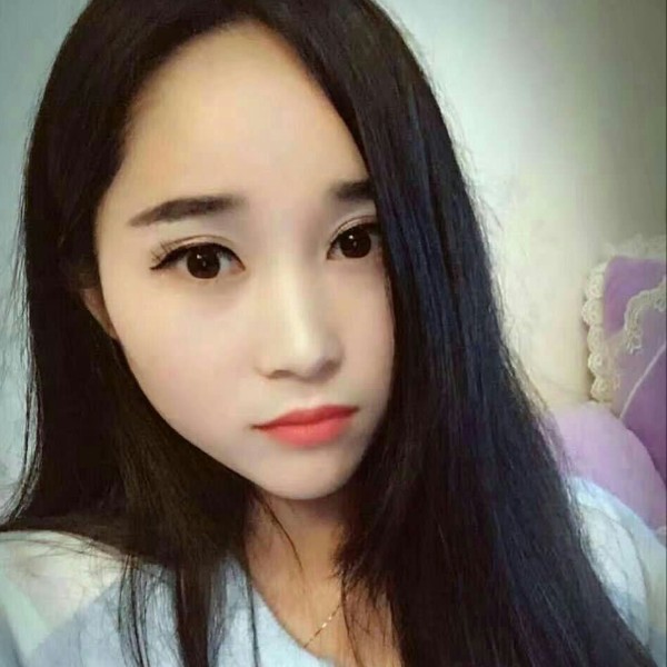 小妖精的照片