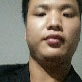 搞怪冷月的照片