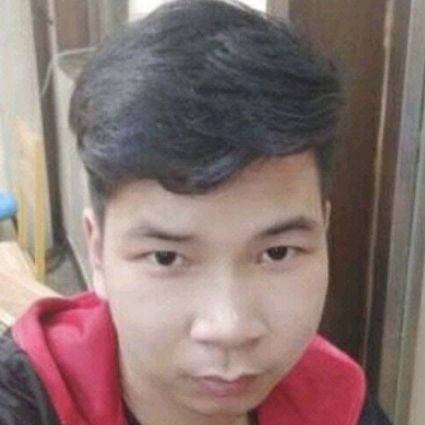 等爱的茶杯的照片