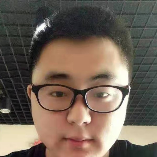 大树闻欣喜的照片