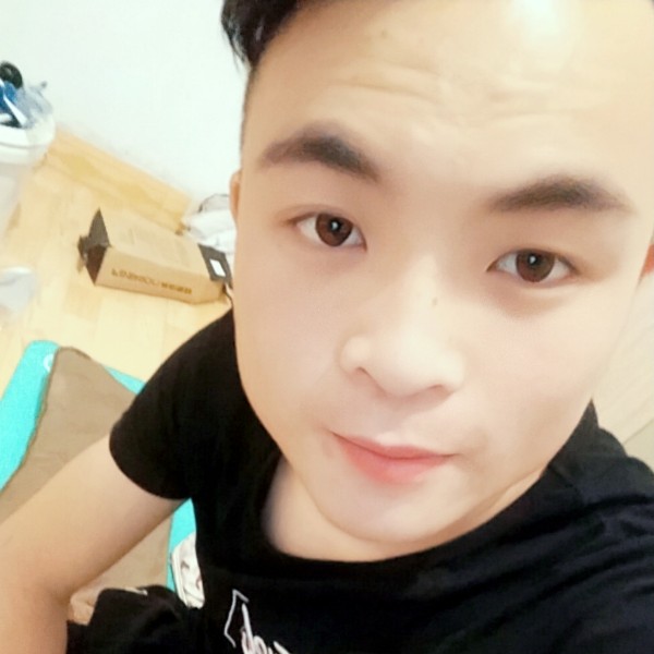 标致有情殇的照片