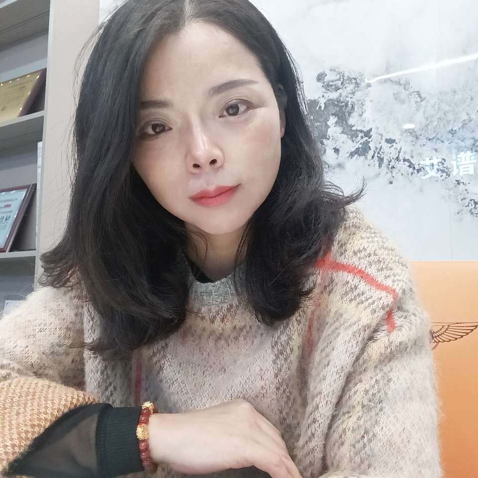 清舟燕的照片