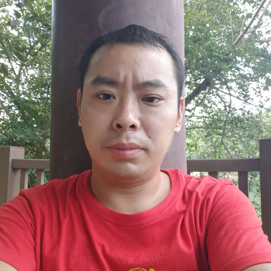 春华倾心哭泣的照片