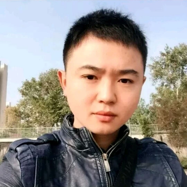 上官逸飞的照片