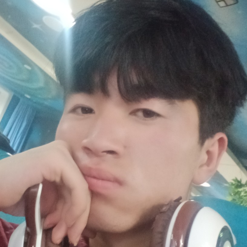 耿亮新的照片