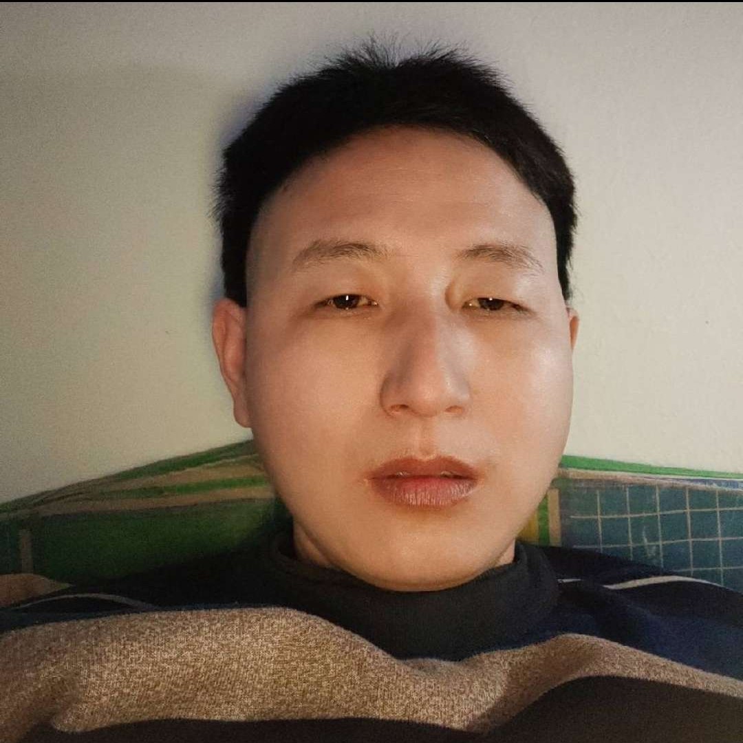 一个人苦恋鱼的照片
