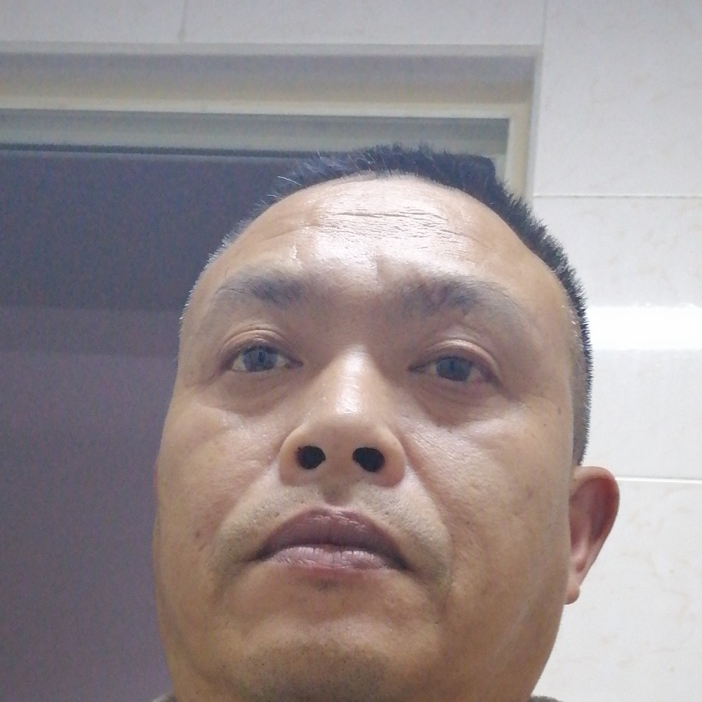 含糊蹙眉钢笔的照片