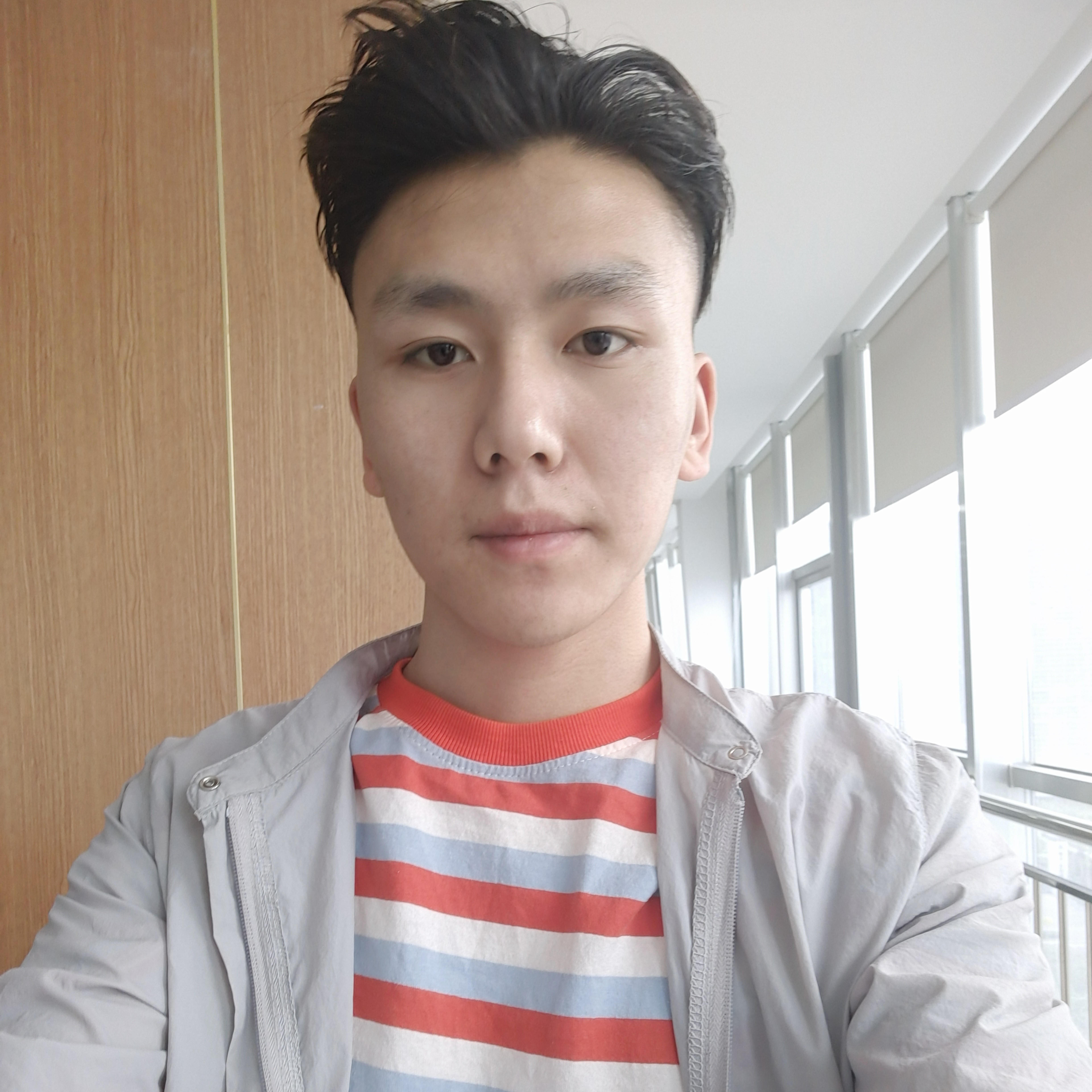 舒荷和自信的照片