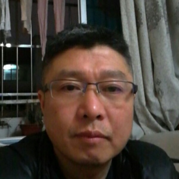 要减肥冷月的照片