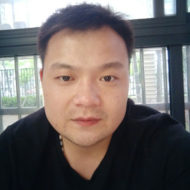 自由爱恋魔镜的照片