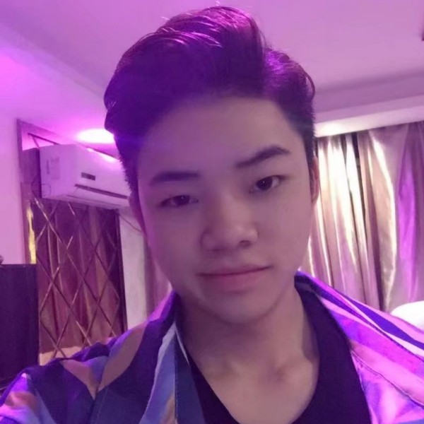 友好苦恋早晨的照片