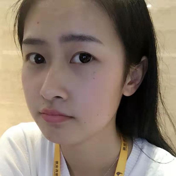 L…丹的照片