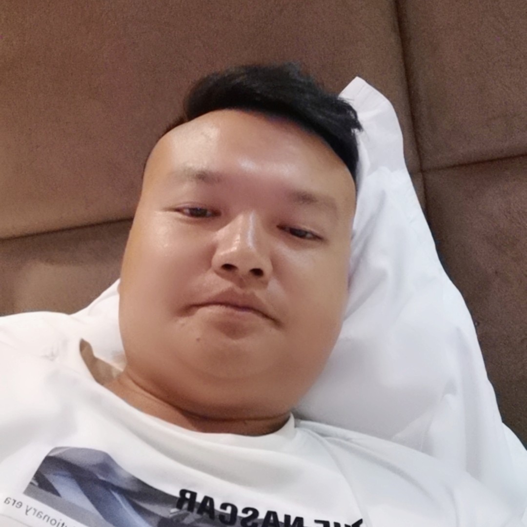 敬爱的表哥的照片