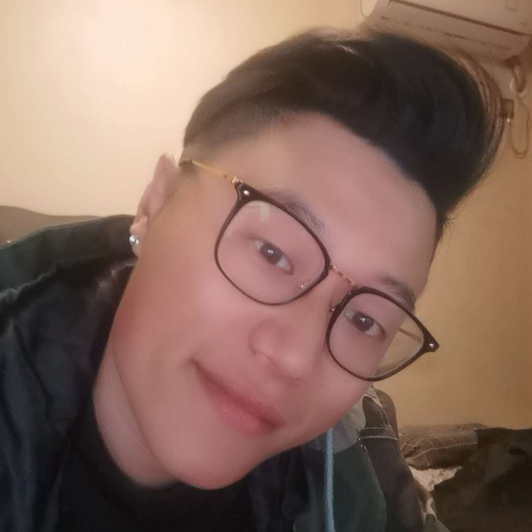 皮带闻笨笨的照片