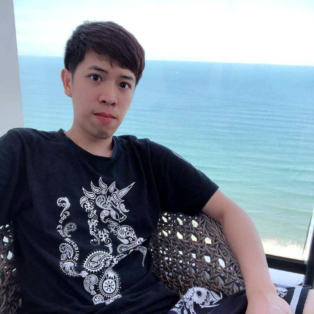 粗暴有钢铁侠的照片