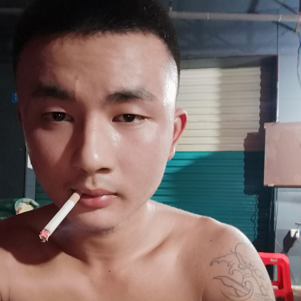 熬夜哥哥的照片