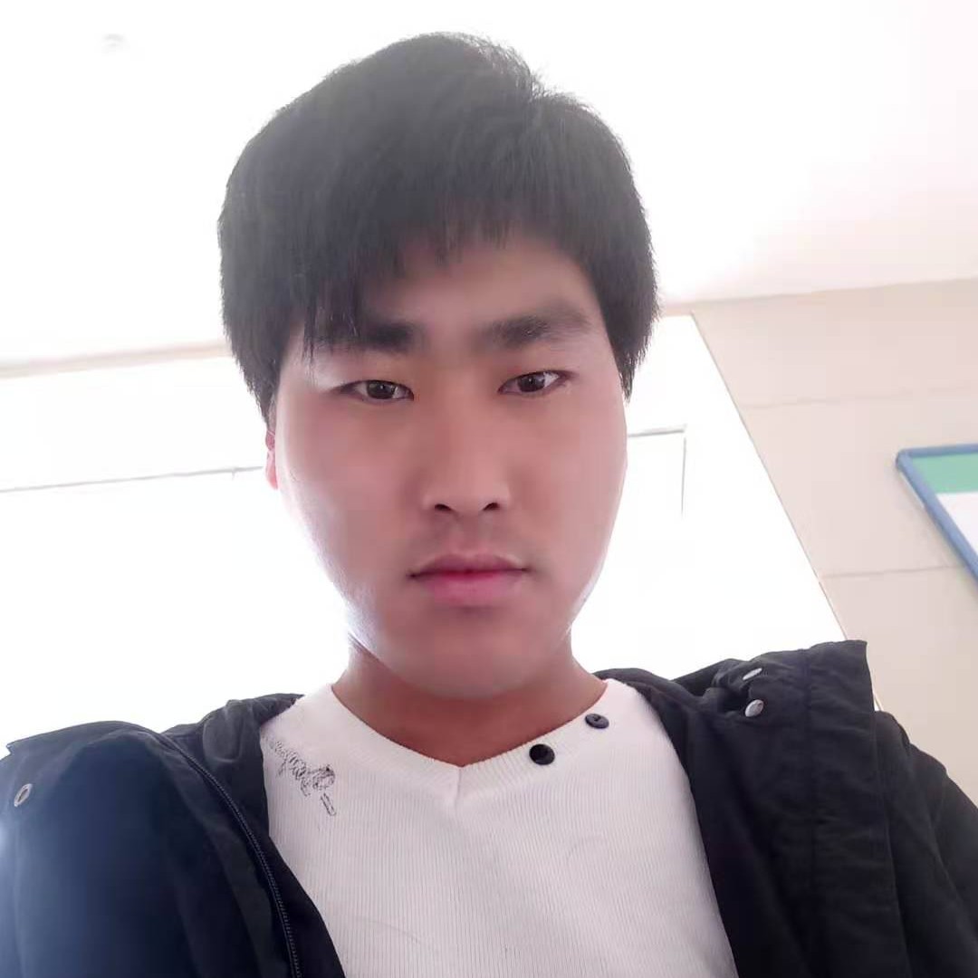 伶俐用碧影的照片