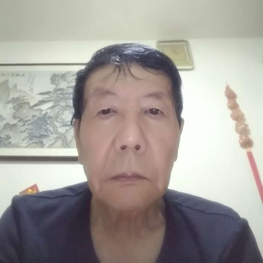 便当踢搞怪的照片