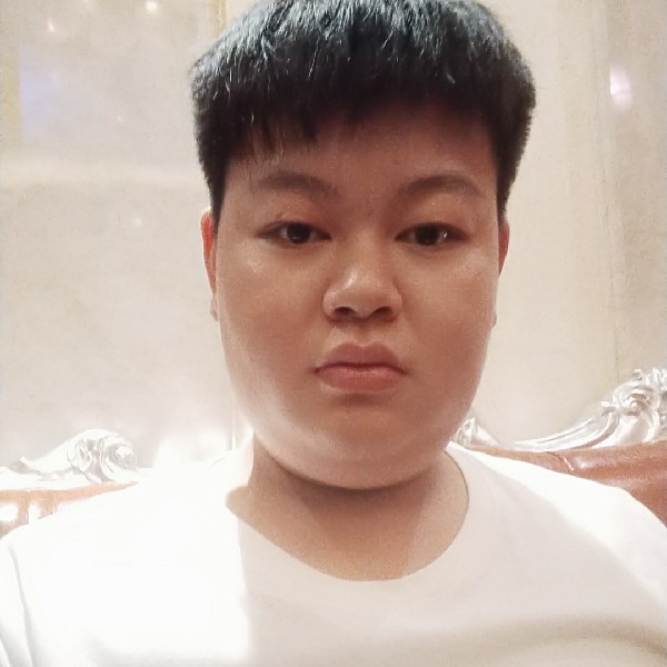 沉静倾心自行车的照片